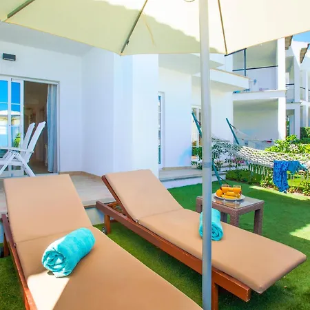 Resort Viva Cala Mesquida & 4*